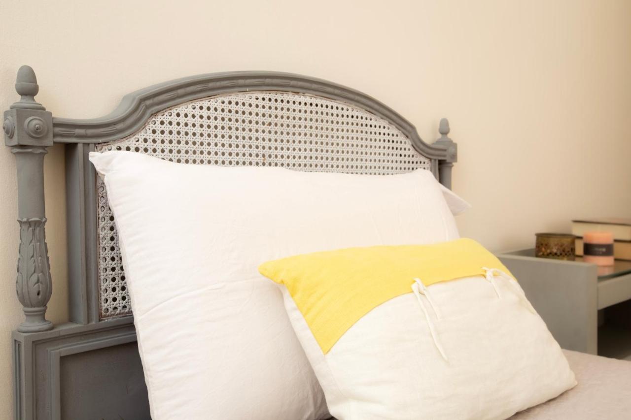 Apartment S, Con Corazon *