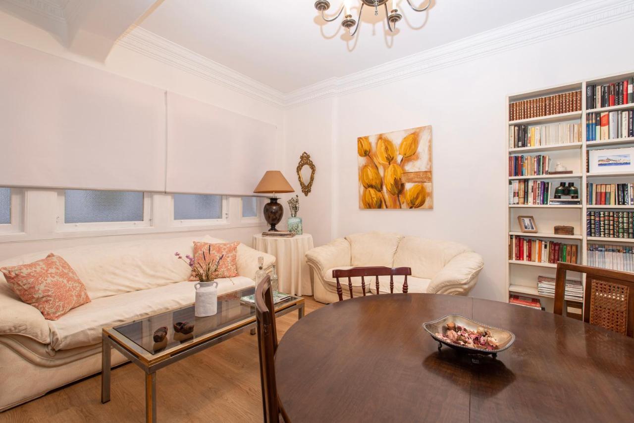S, Con Corazon Apartment *