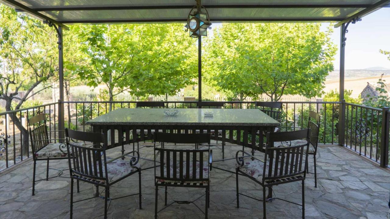 Tres Hermanas Villa