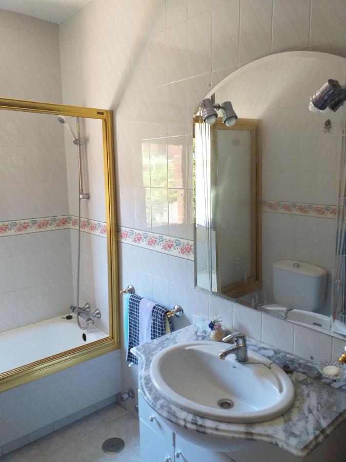 In Chalet - En Chalet Compartido En Guest house