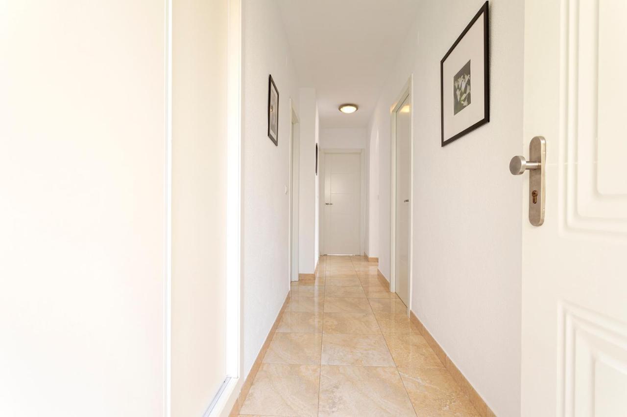 Apartamento ático Frente Al Mar - Vistas, Piscina, Terrazas, Parking! Benalmádena