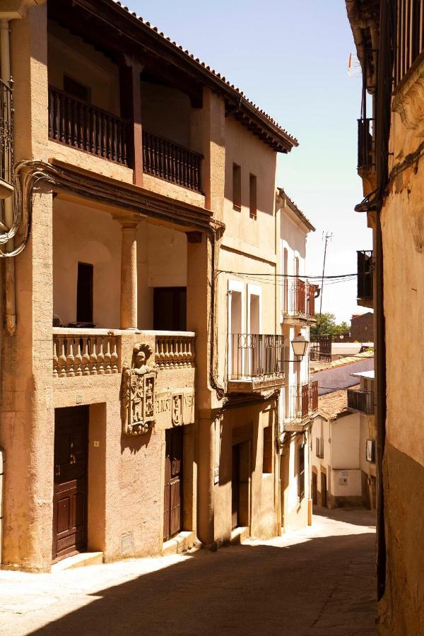 Raices * Torre de Don Miguel