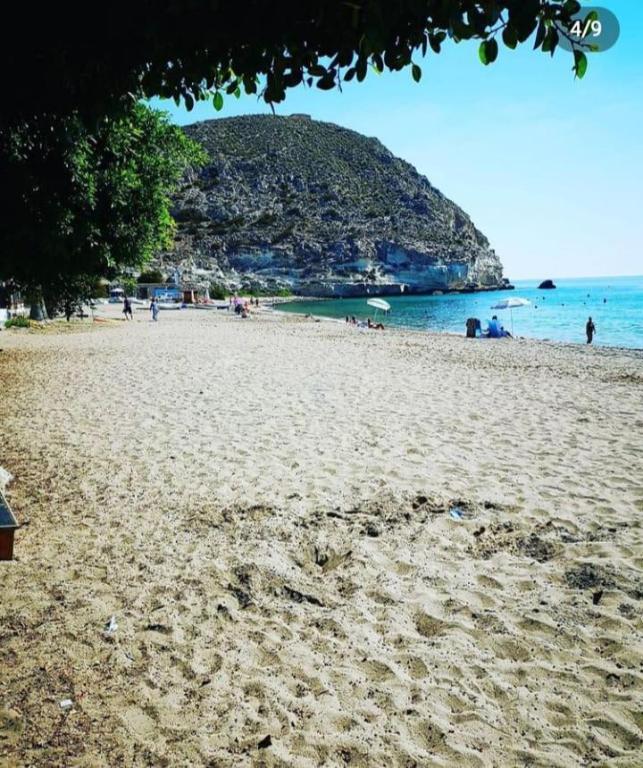 Apartamento Vivienda A Pie De Calle En Agua Amarga A 250 Metros De La Playa