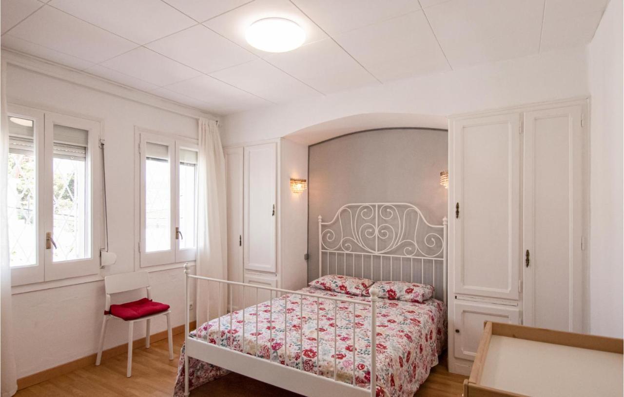 Сasa de vacaciones Lovely In With Kitchen Alella