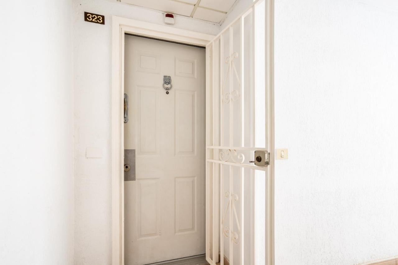 Phoebe's Flat Cristianos By Lovetenerife * Los Cristianos (Tenerife)