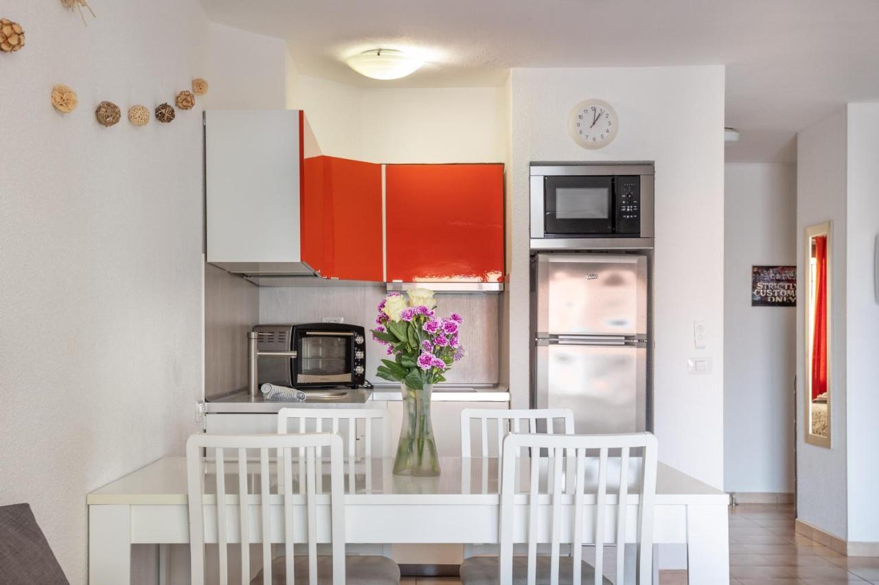 Phoebe's Flat Cristianos By Lovetenerife