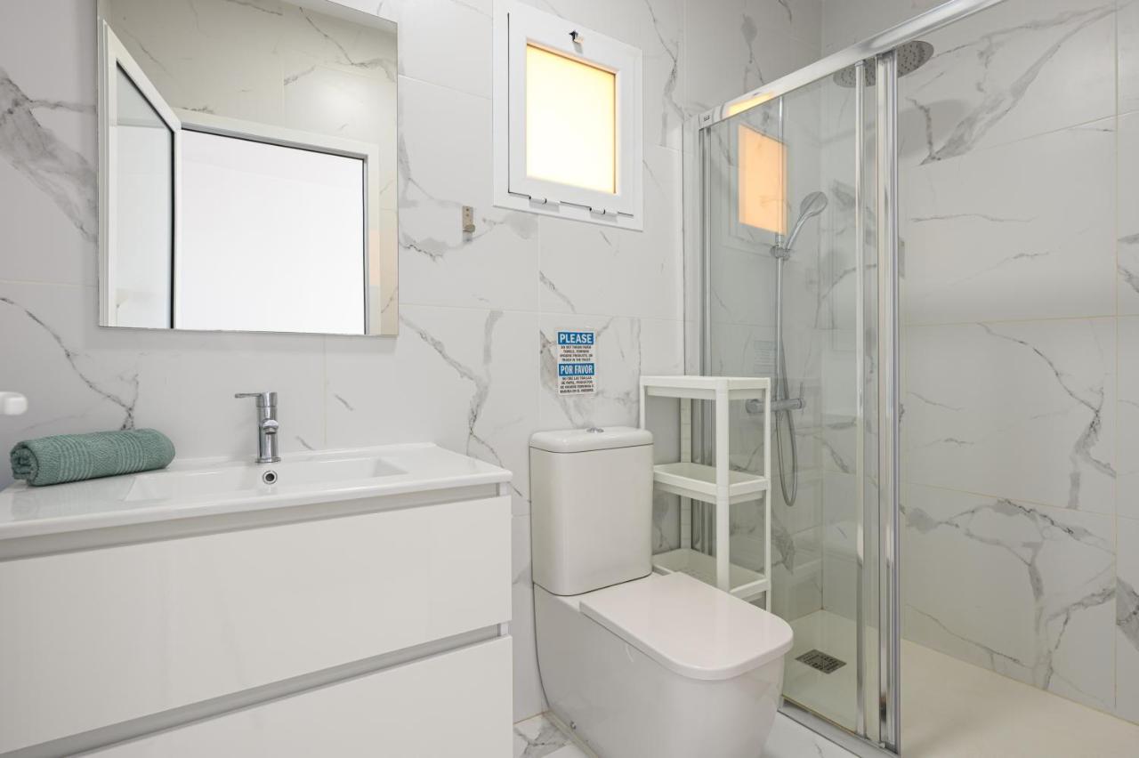 Holiday home Homeforguest The Cliff House Gran Canaria With Sea Views