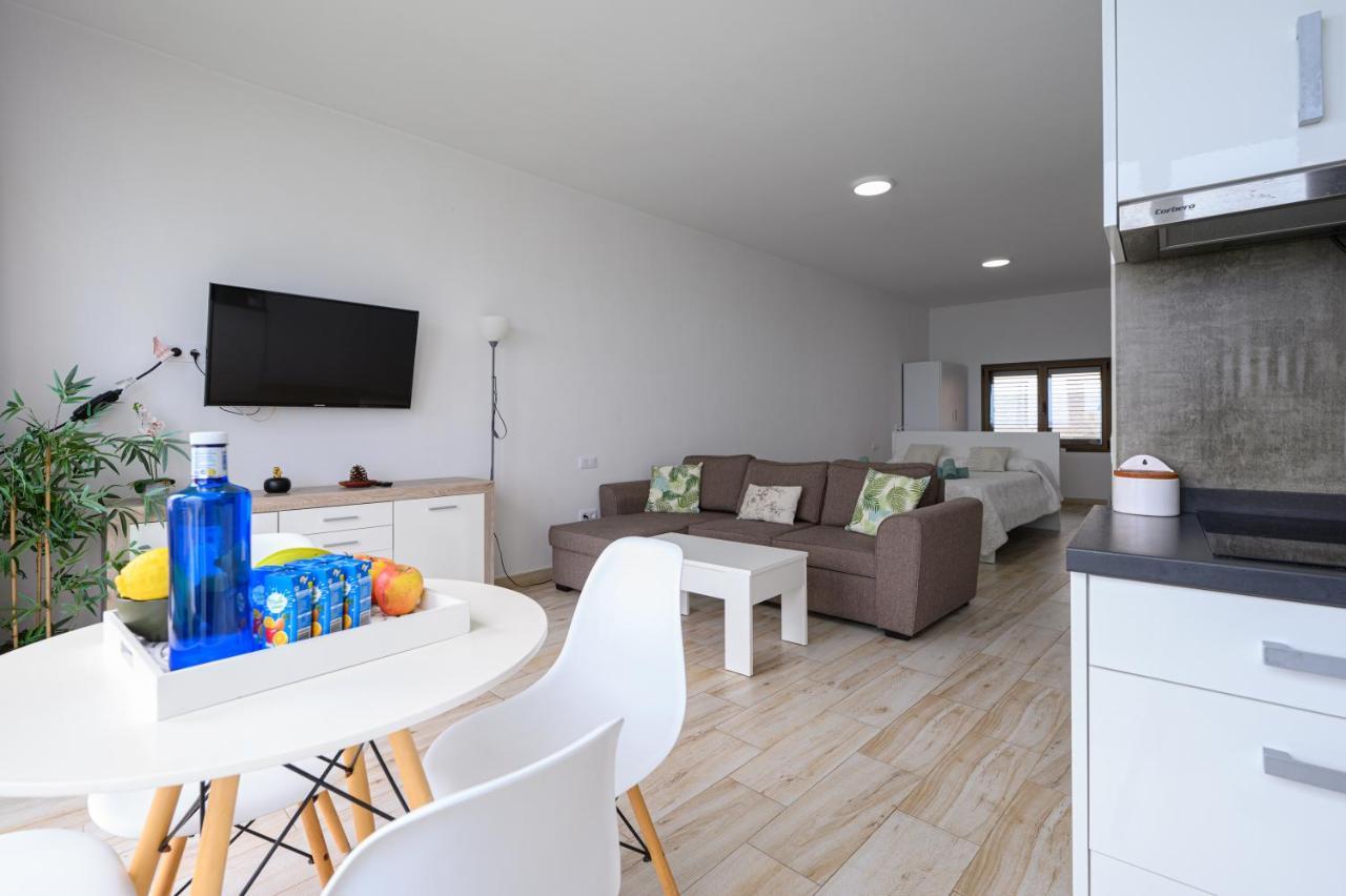 Holiday home Homeforguest The Cliff House Gran Canaria With Sea Views *