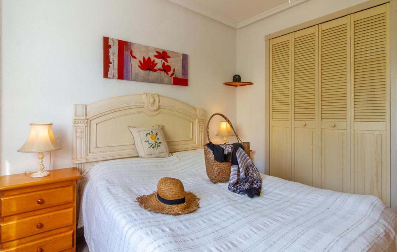 Apartamento Beautiful In La Mata With Kitchen