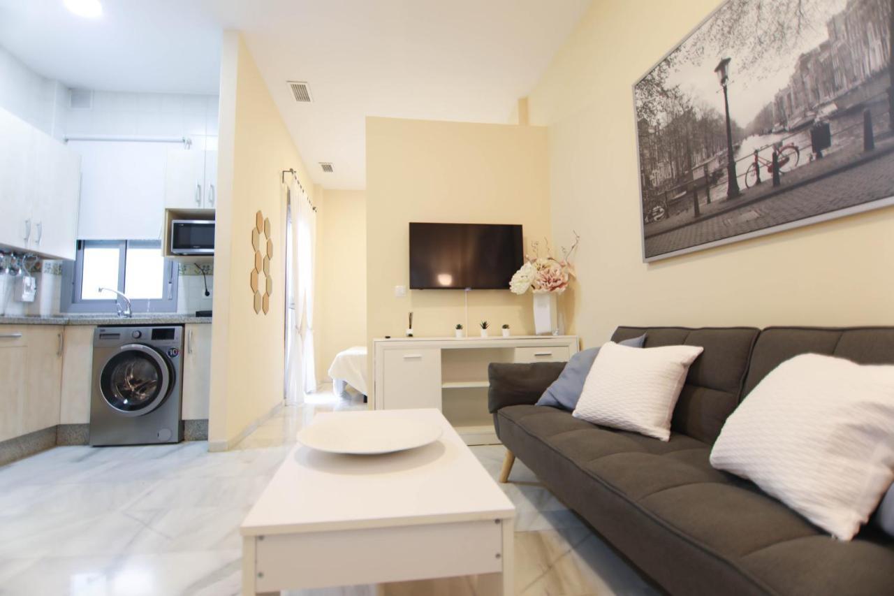 Rentalsevilla Patio En La Esencia De Triana Apartamento *