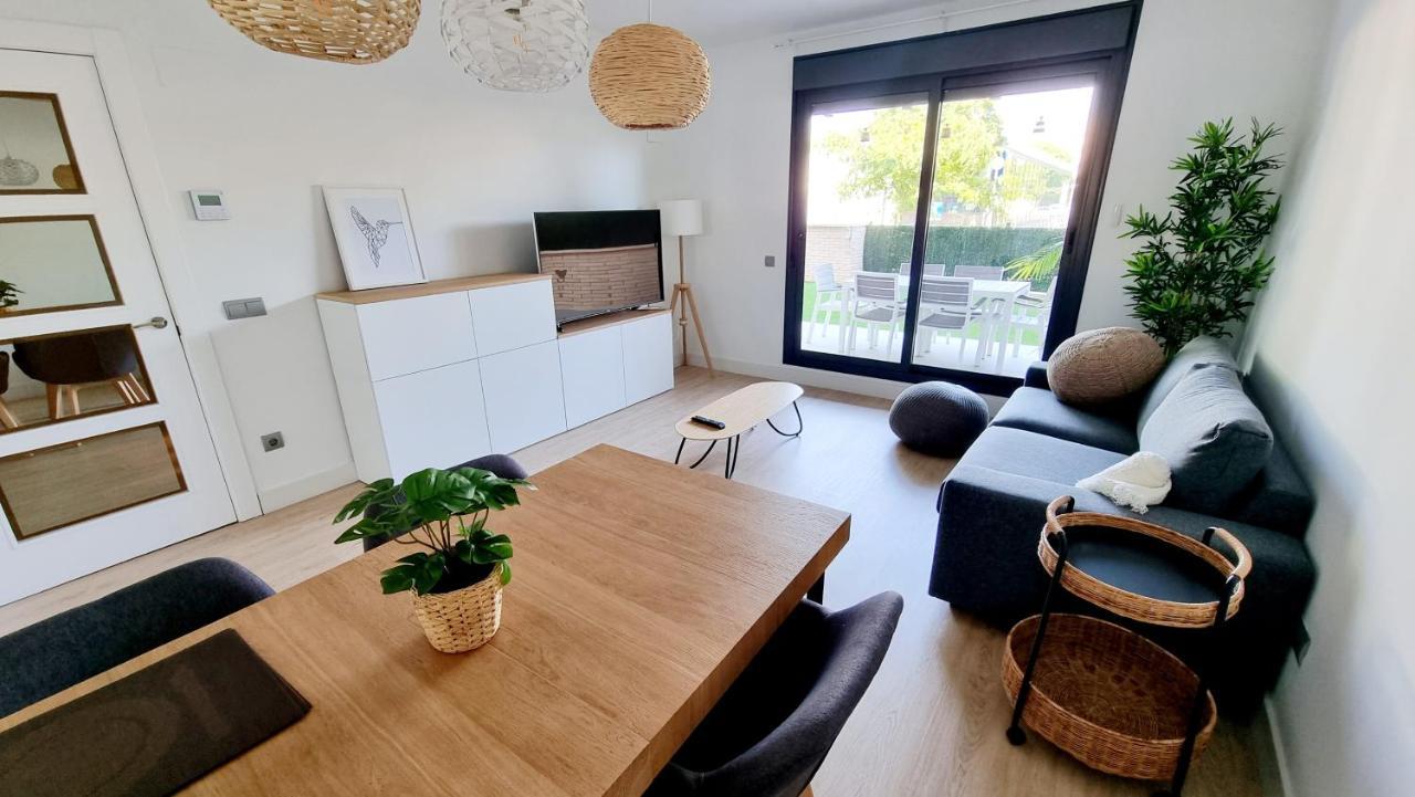 Diseño Con Jardín Privado A 100 Metros Del Mar Apartamento