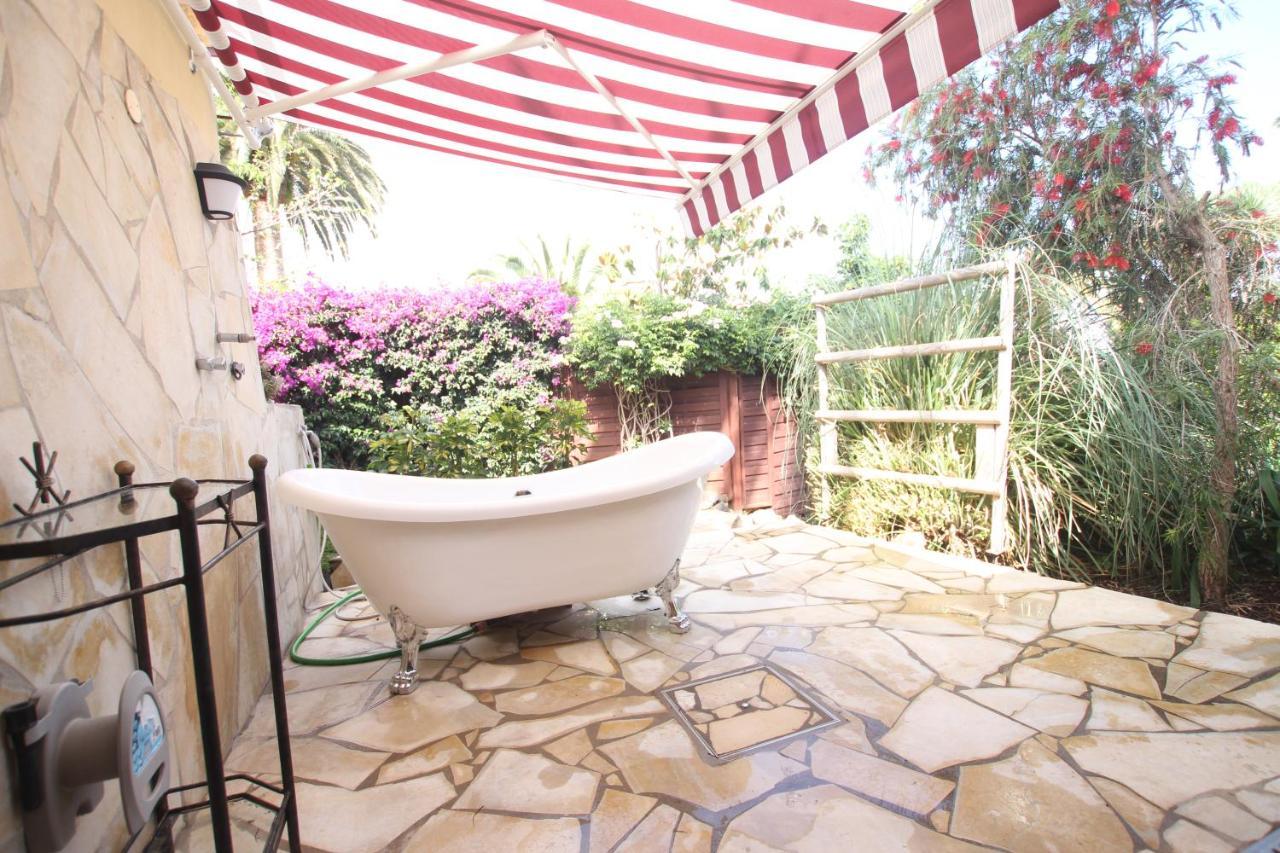 Apartamento Estudio Rojo En Privada *