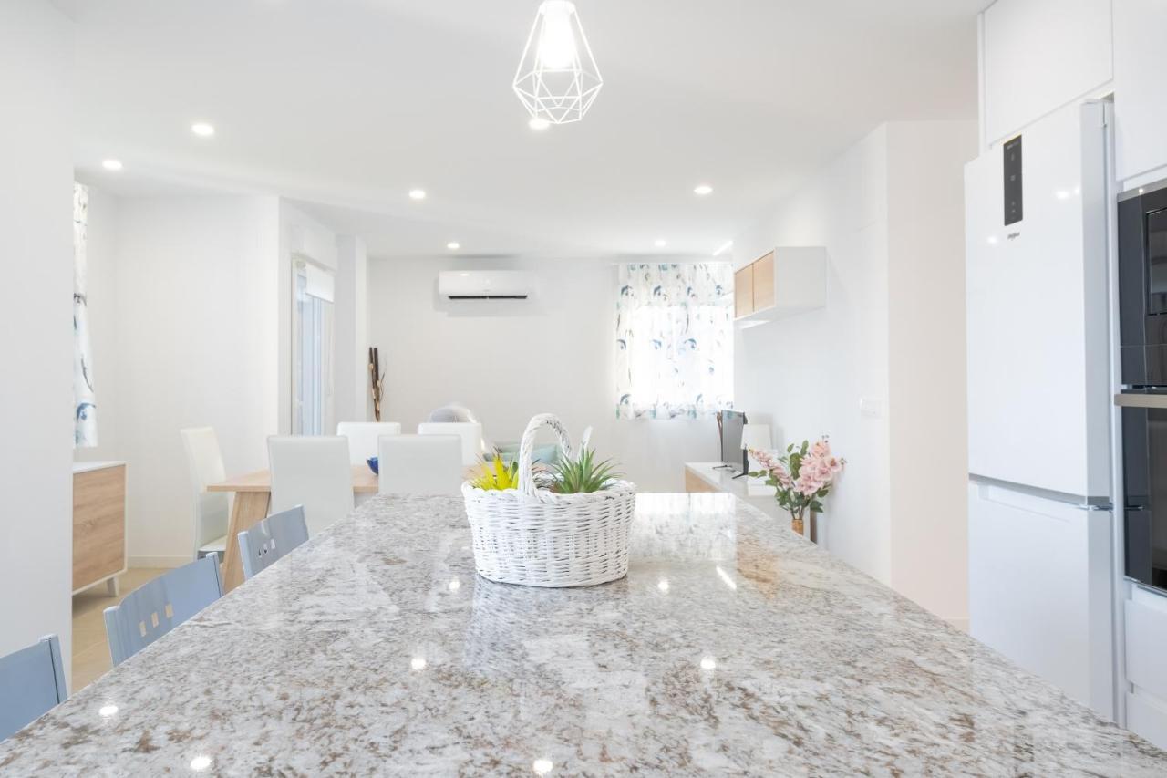 Global Properties, Bonito En Urbanizacion Ciudad Mar