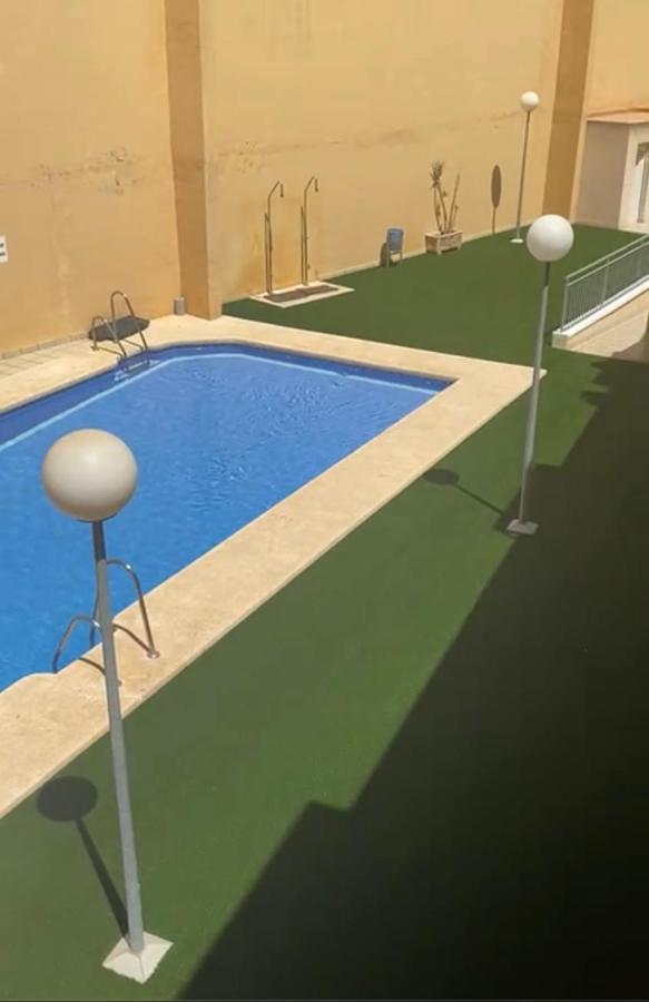 Coqueto Apartamento Con Piscina Apartment *