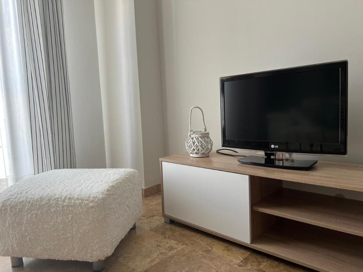 Apartment Apartamento La Calahorra Con Parking Gratuito