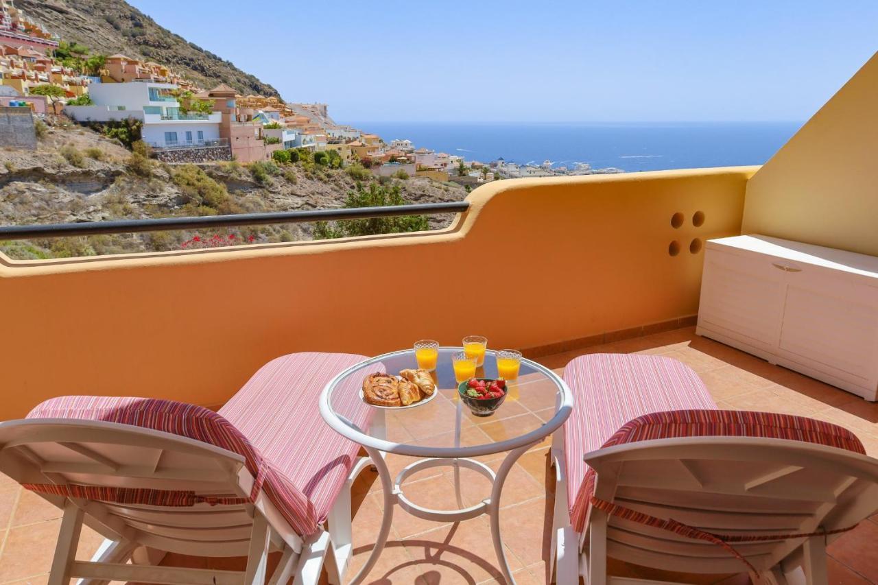 Great View From Roque Del Conde