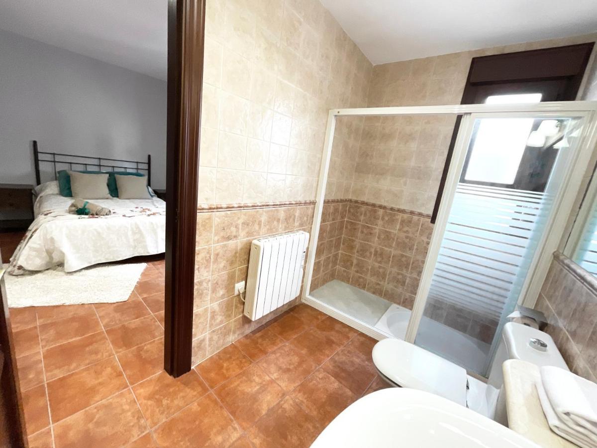 Casa De La Plaza Holiday home Fondon