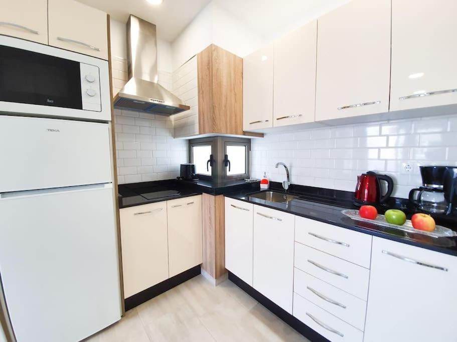 1 1 Bedroom 45 Seconds From The 1 *