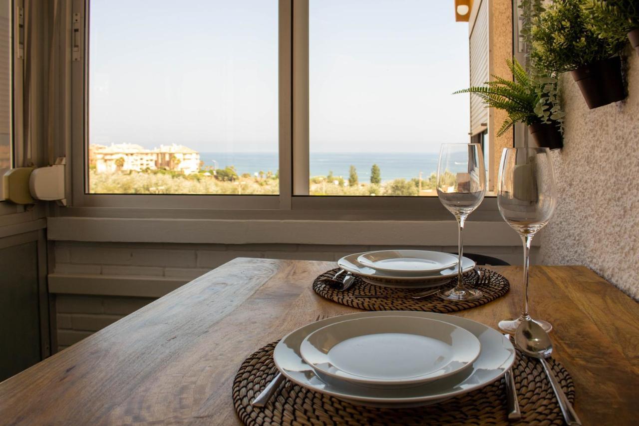 Larios Dos 504. Estudio Con Vistas Al Mar Cerca De La Playa