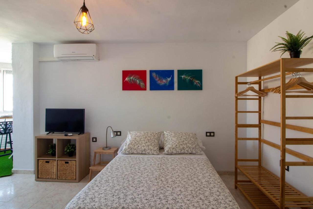 Larios Dos 504. Estudio Con Vistas Al Mar Cerca De La Playa Torrox