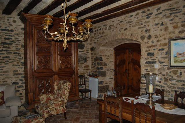 Casa Olivan Pensión Javierre del Obispo