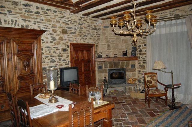 Casa Olivan Pensión Javierre del Obispo