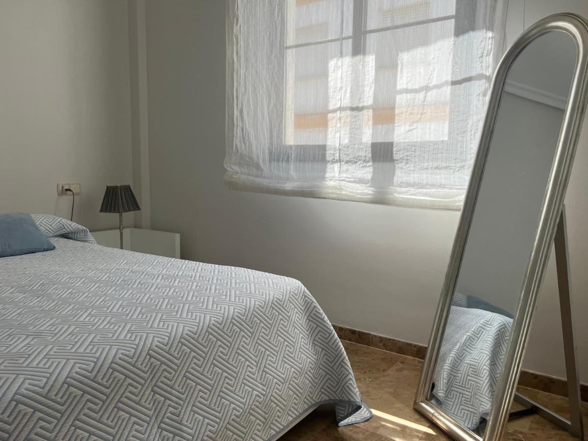 Apartamento La Calahorra Con Parking Gratuito * Cordoba