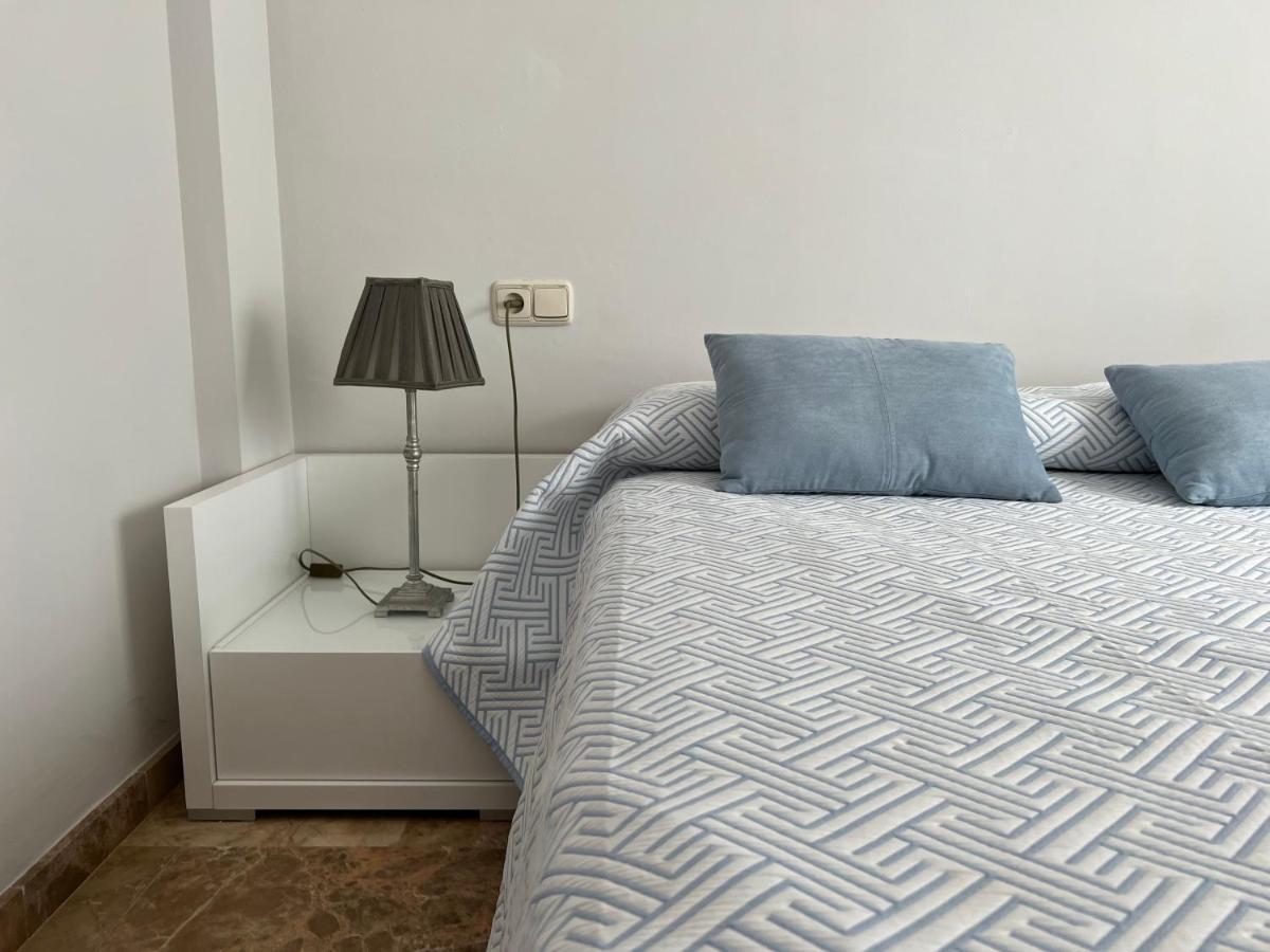 Apartamento La Calahorra Con Parking Gratuito Cordoba