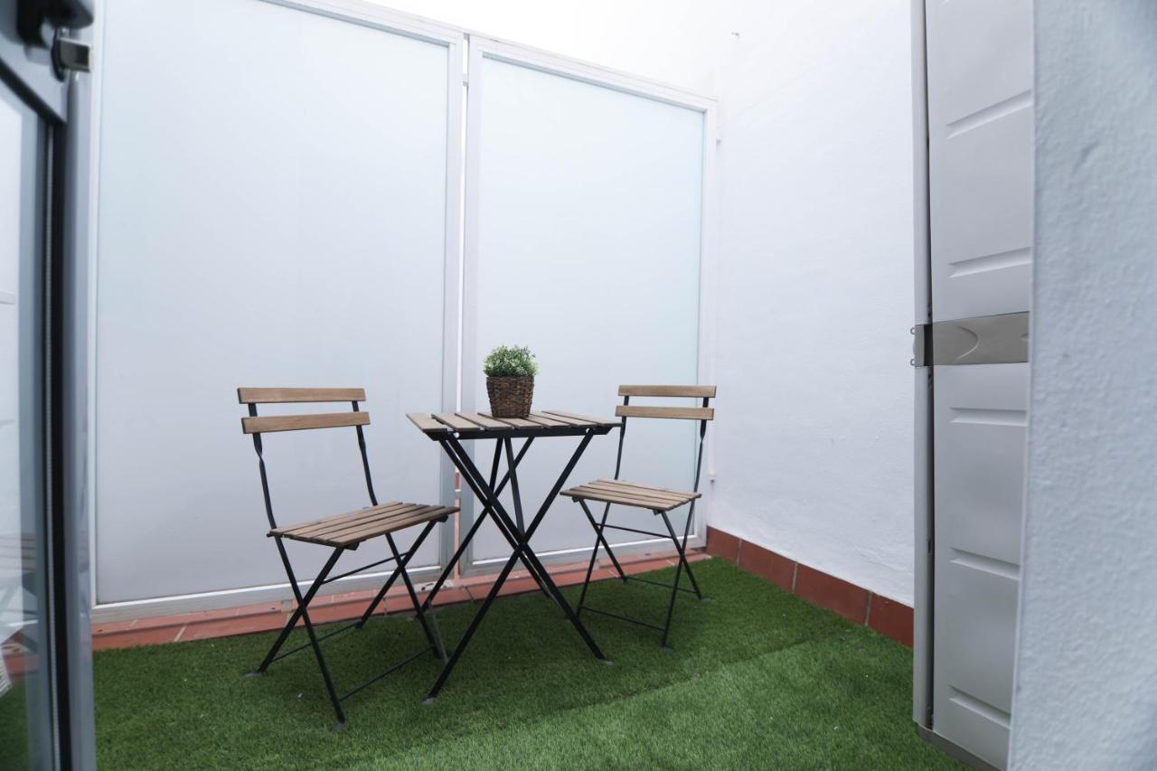 Apartamento Rentalsevilla Patio En La Esencia De Triana *