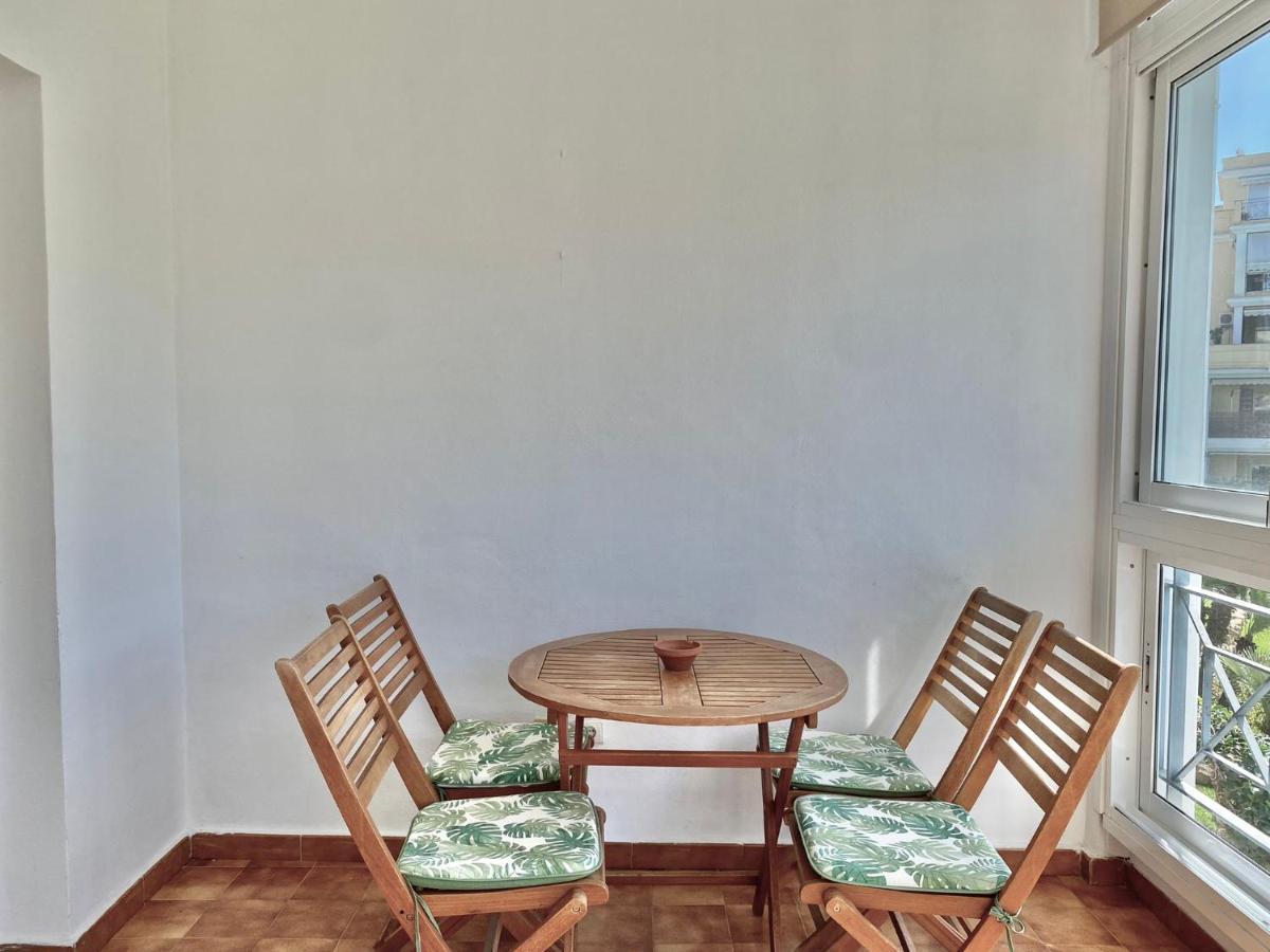 Golf Hoyo 18 4-6 Pax. Piscina, Wifi, Parking Privado. Apartment *
