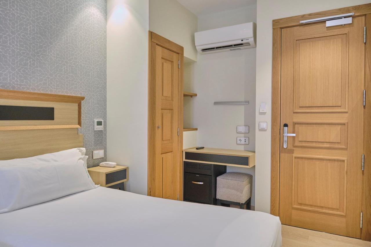 Praza Quintana Hotel 3*