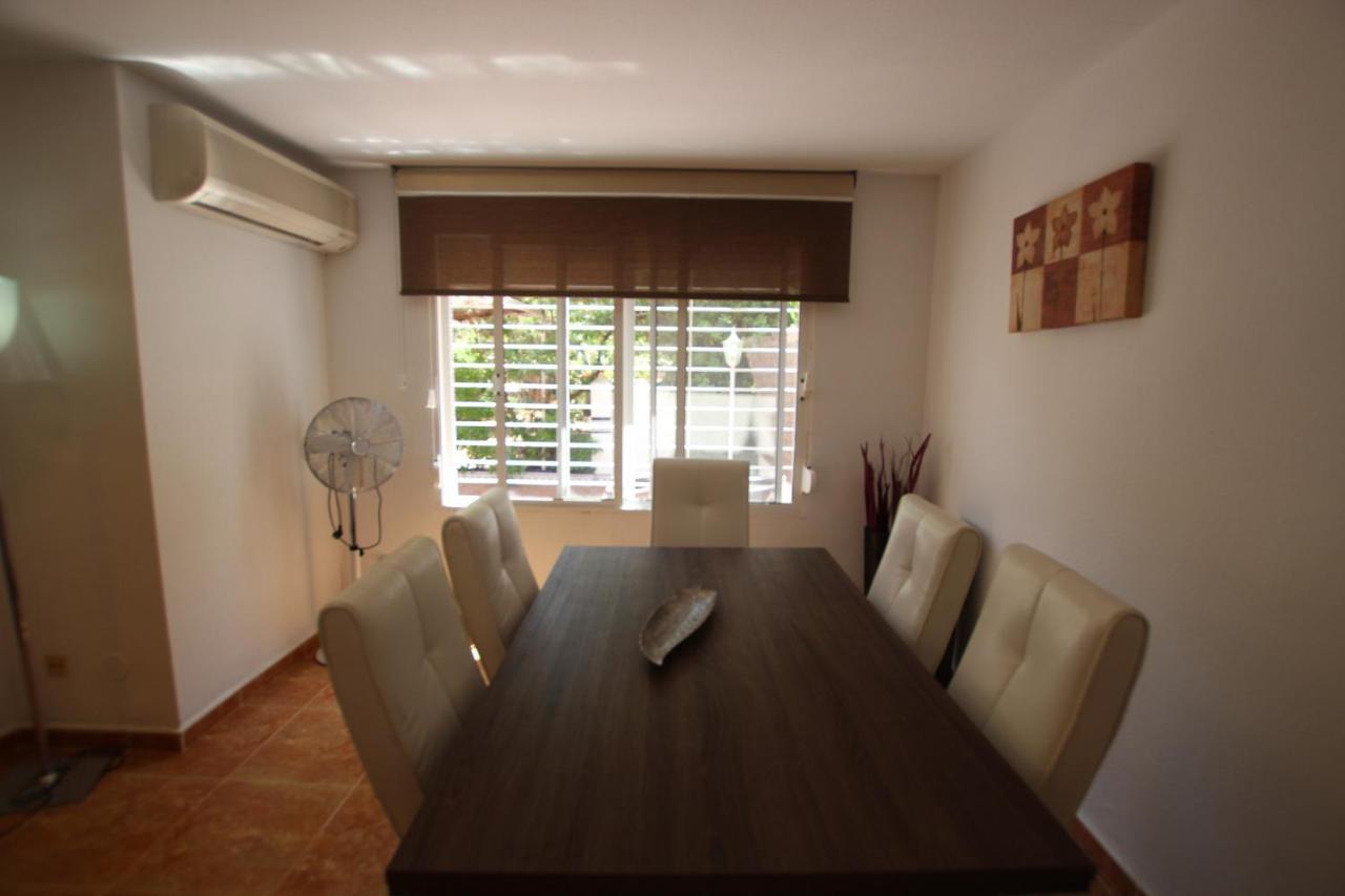 La Fresca,3 *
