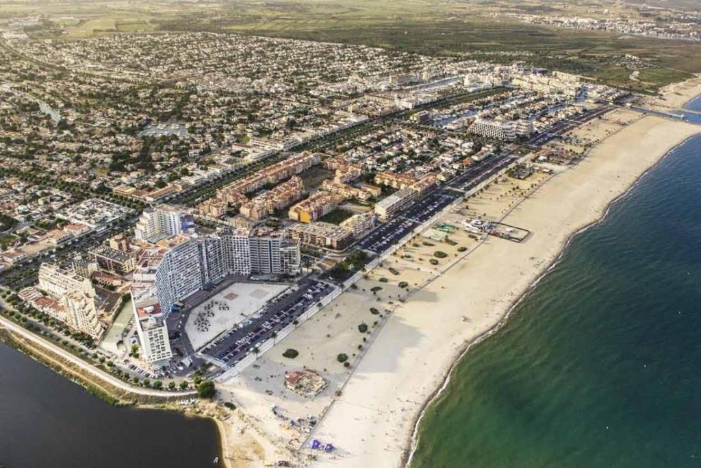 Costa Brava Acollidor Amb Gran Terrassa Per A 3 Persones * Castellón de Ampurias