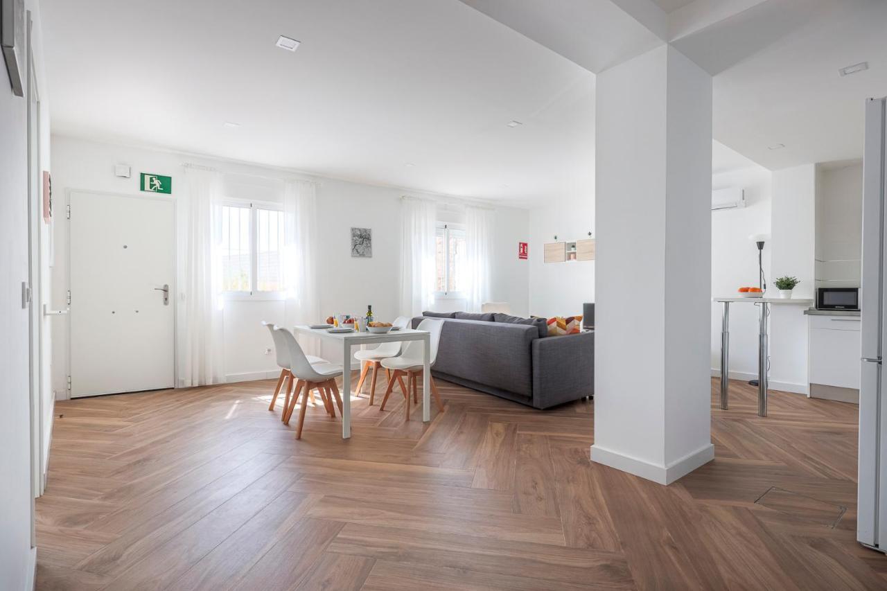 Apartment Algaba Aral *