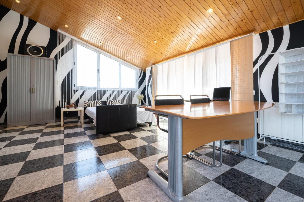 Luxury Rock Tirri Reus