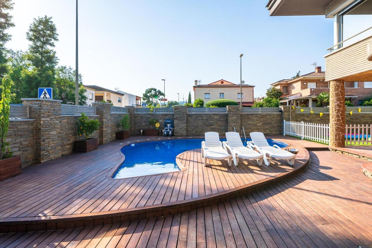 Luxury Rock Tirri