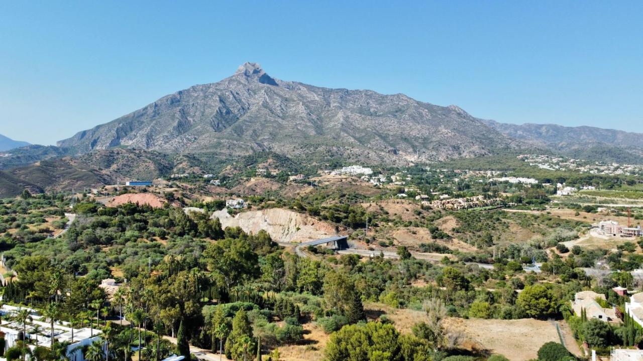 Lomas Del Club - Eaw Homes Apartment *
