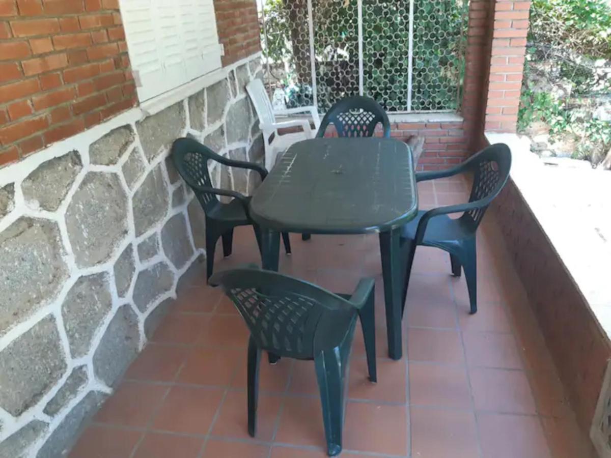 Casa Rural Con Piscina Y Aa En Sierra Oeste De Madrid
