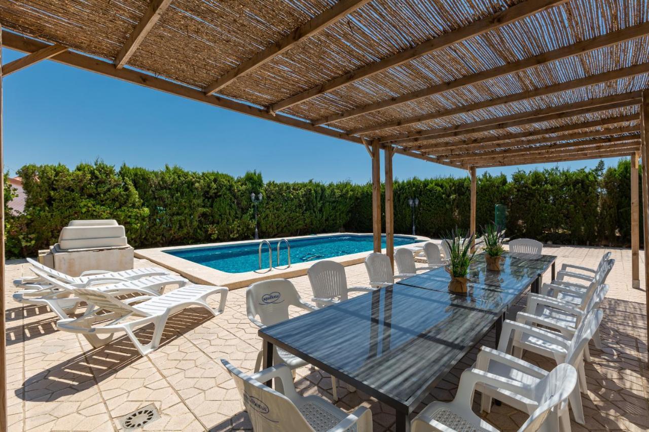 Villa Fidalsa Grand White House