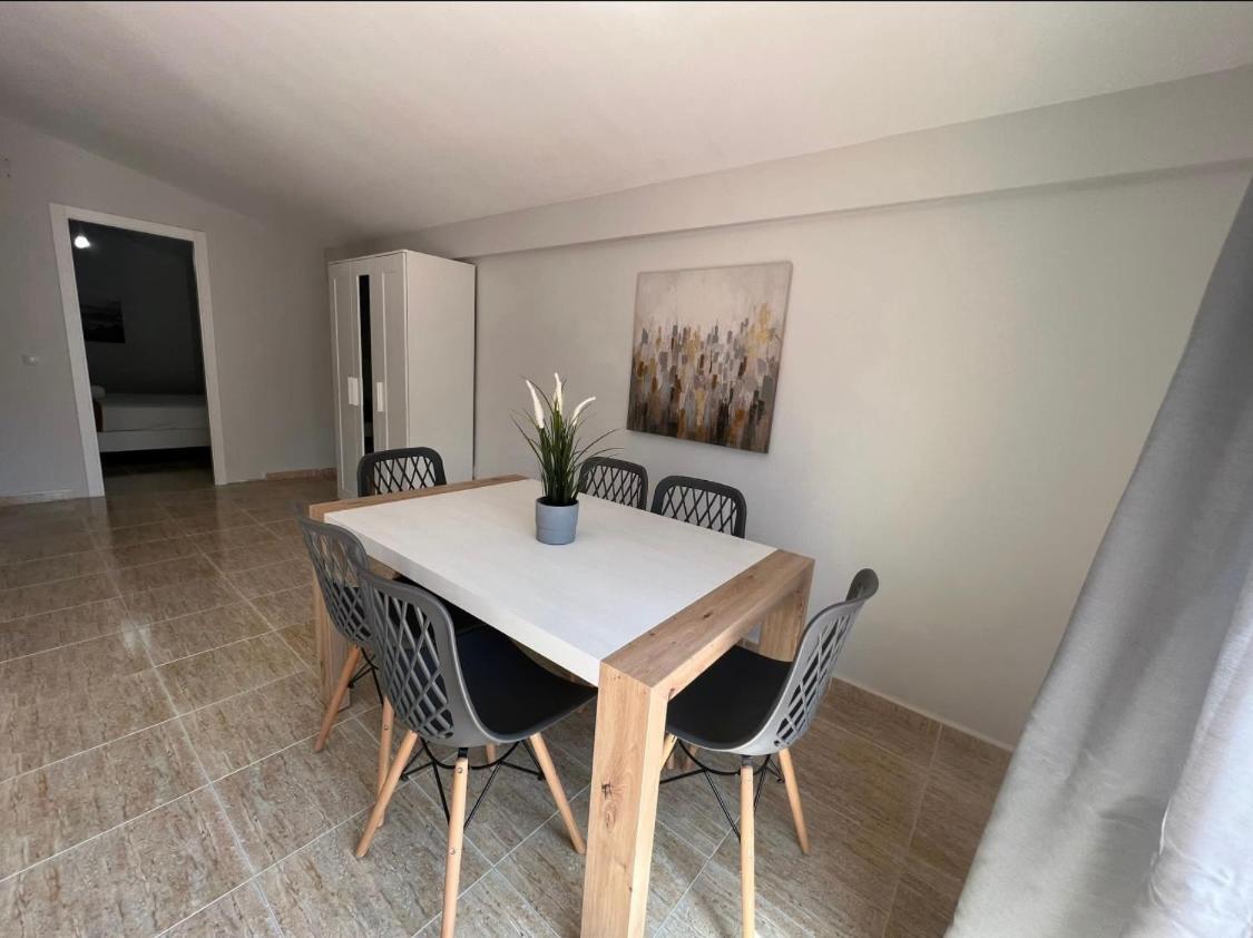 Apartamento Palmeras *