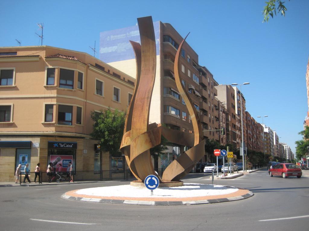 Iberflat Avenida Almazora 12 * Castellon de la Plana