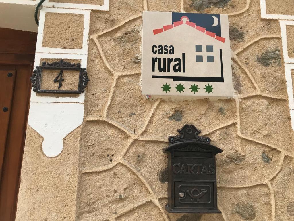 Cigüeñas De Navillas