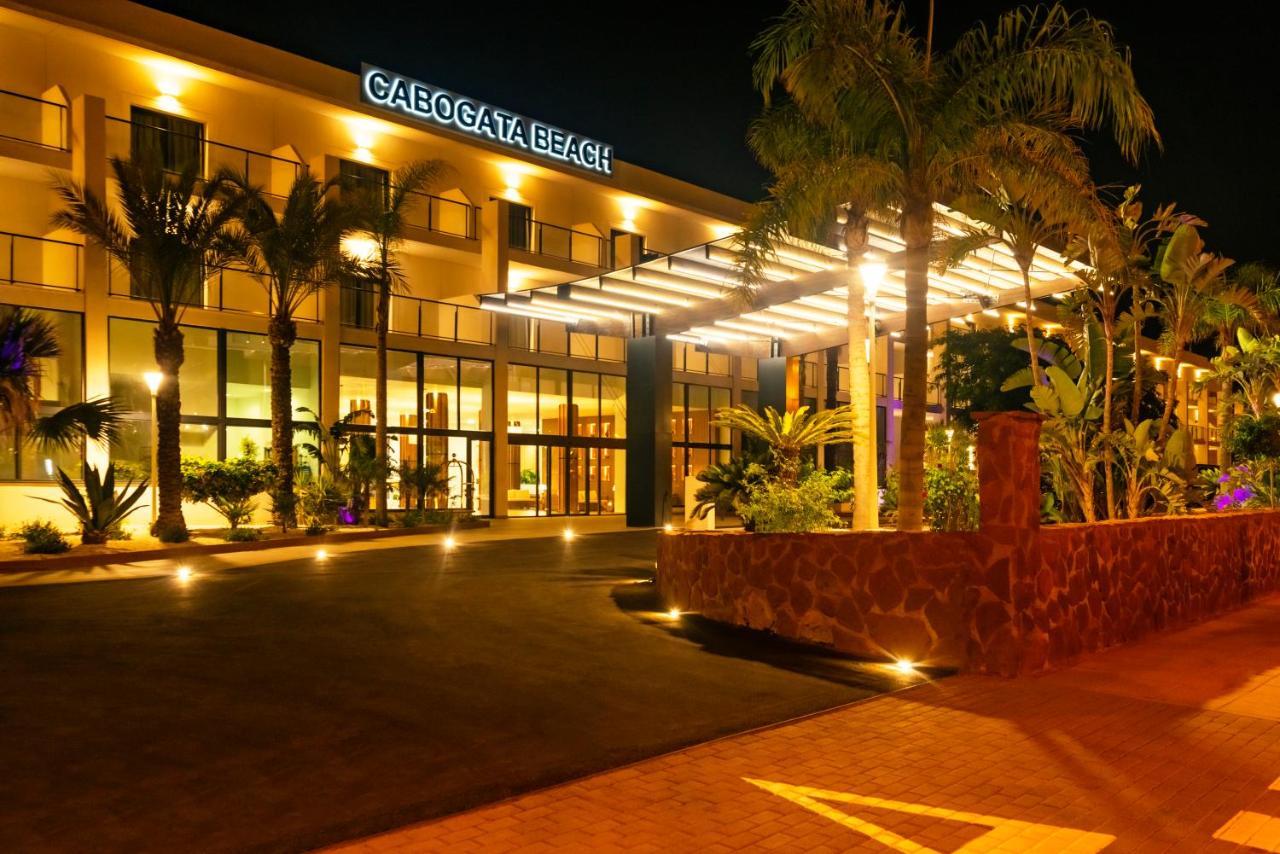 Cabogata Hotel