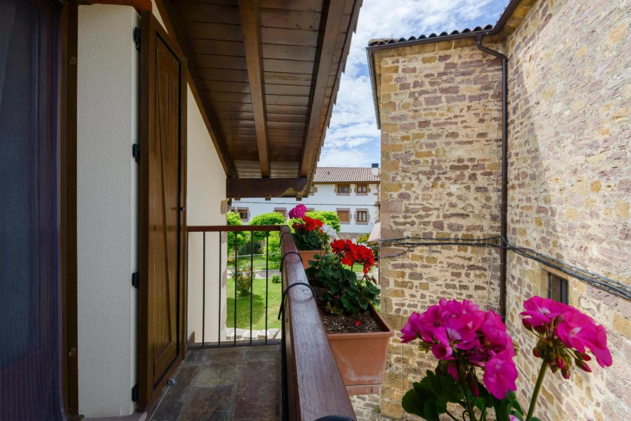 Hotel Rural Iribarnia 3*