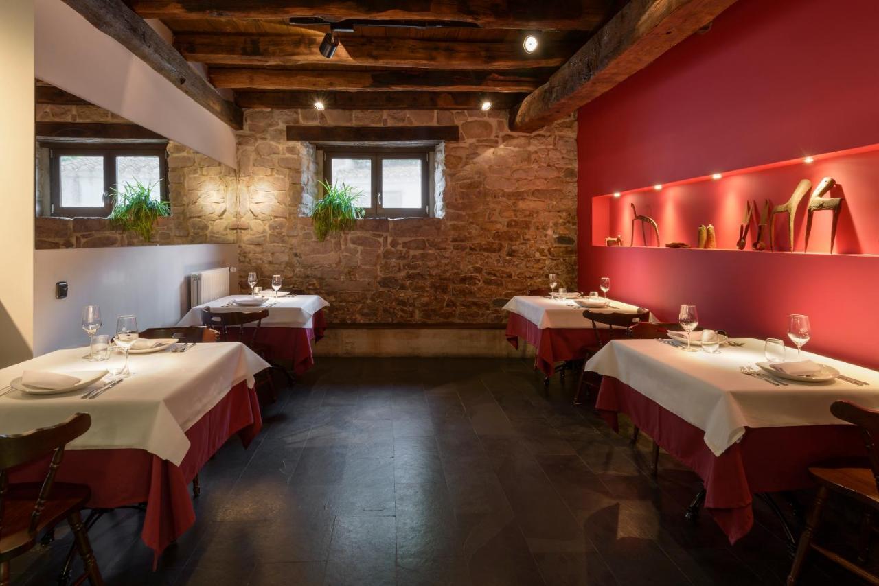 Hotel Rural Iribarnia 3*