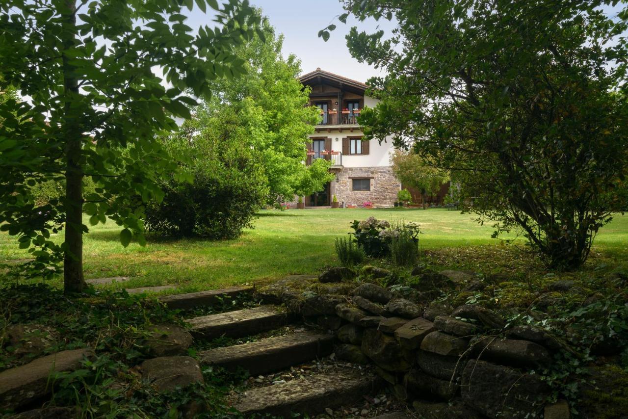 Hotel Rural Iribarnia 3*