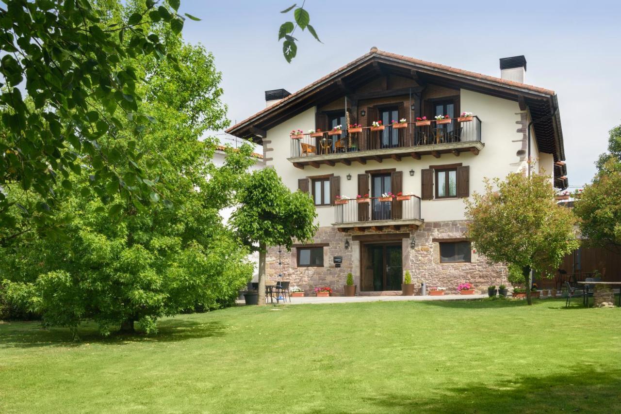 Rural Iribarnia Hotel 3*