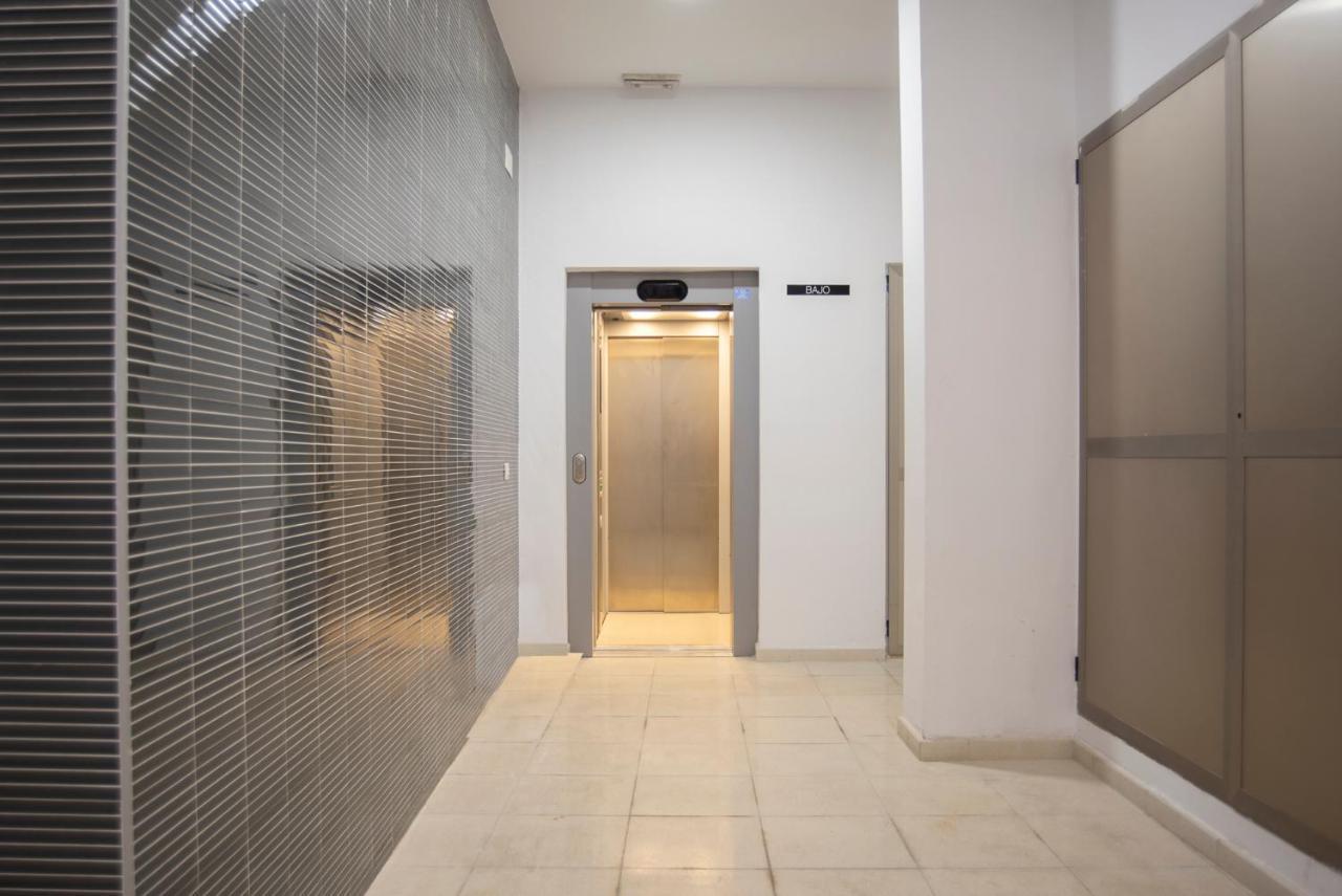Apartamento Nuevo Y Moderno Con Aire Acondicionado - El Cid 4 *