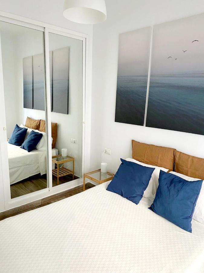 Beachfront Two-bedroom In * Fuengirola