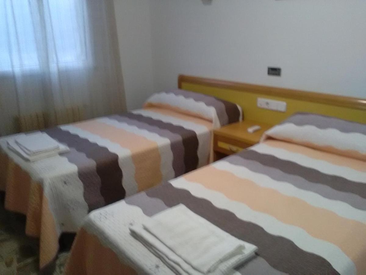 Hostel Restaurante El Cazador *
